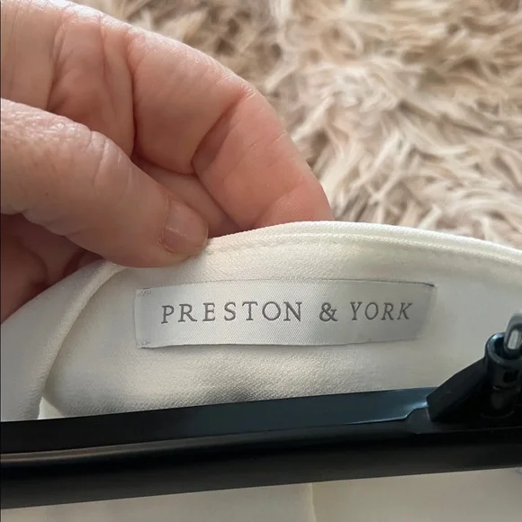 Preston & York Women's Classic White Trousers - Picture 5 of 8